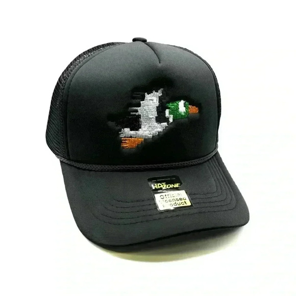 Other - Duck Hunt XL Mesh Trucker Snapback (Black)